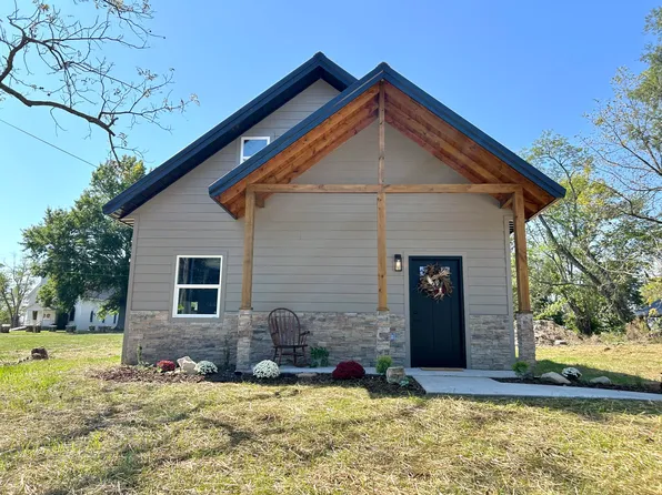 203 W High Street, Mansfield, MO 65704