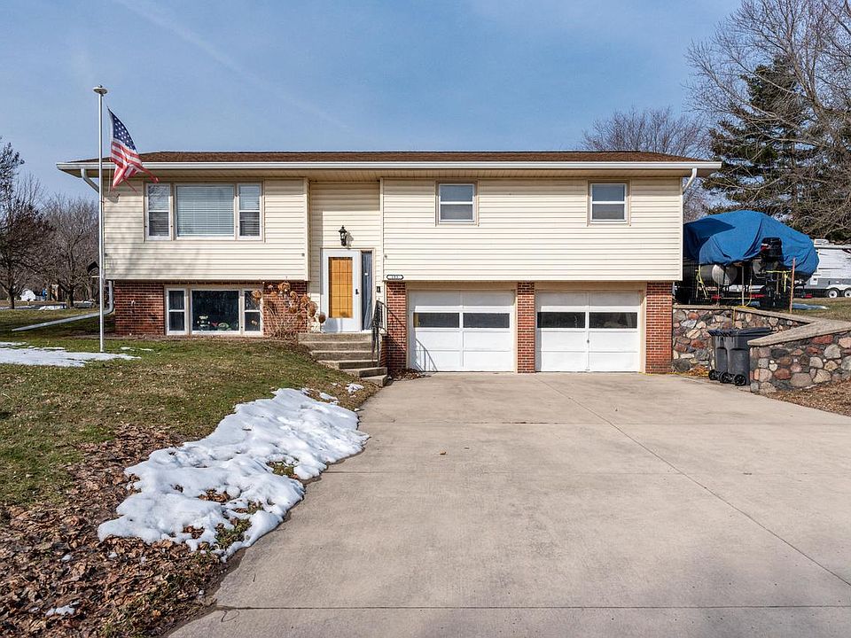 103 Moorland DRIVE, Markesan, WI 53946 Zillow