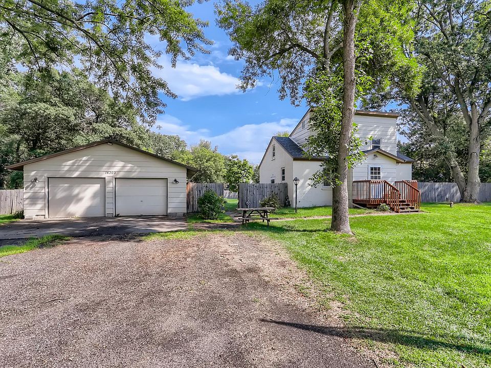 1st image of 14369 Lake Dr NE