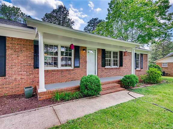 4th image of 4817 Buckeye Ln