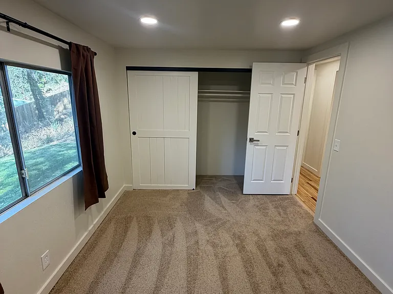 1366 Wards Creek Rd — Photo 6