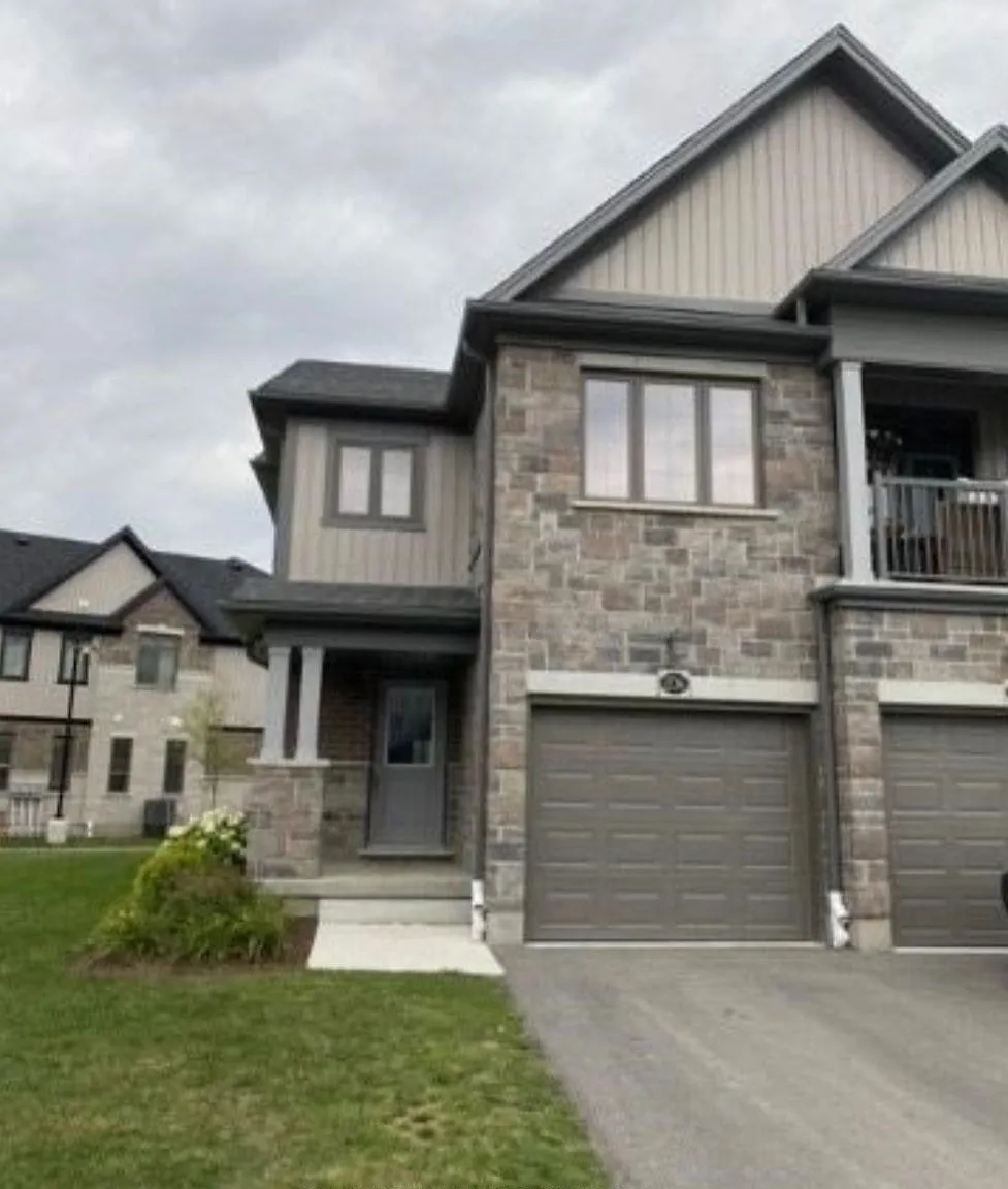 3 bed, $2,850 — Photo 1