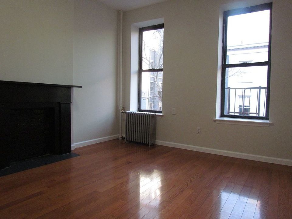 1st image of 171 Sullivan St APT 7