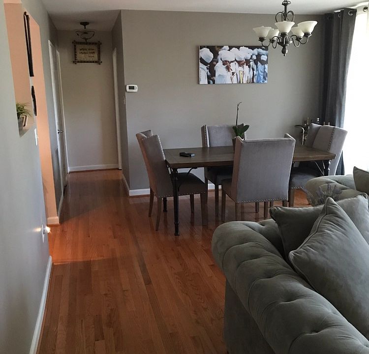 1st image of 10239 Prince Pl #104
