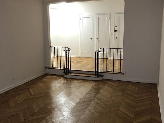 5th image of 139 E 35th St APT 8B