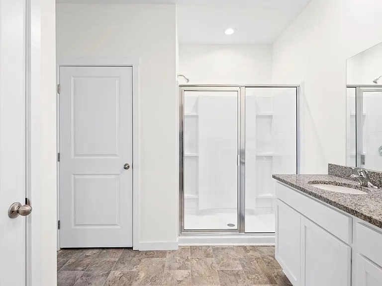 3729 Hawks Creek Dr — Photo 17