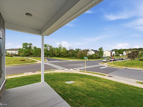 4th image of 100 Brockham Ct