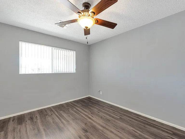 2801 N Granite Reef Rd — Photo 19