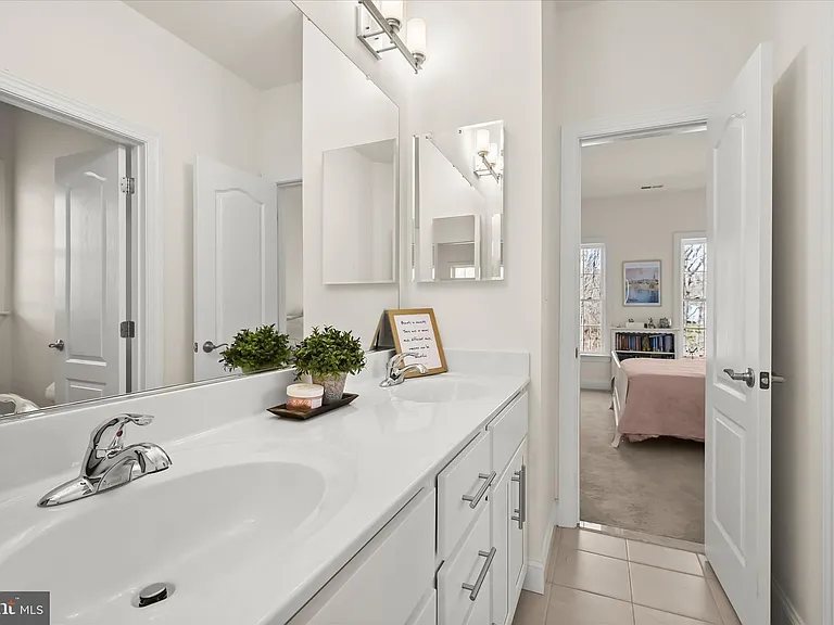 13519 Allnutt Ln — Photo 47