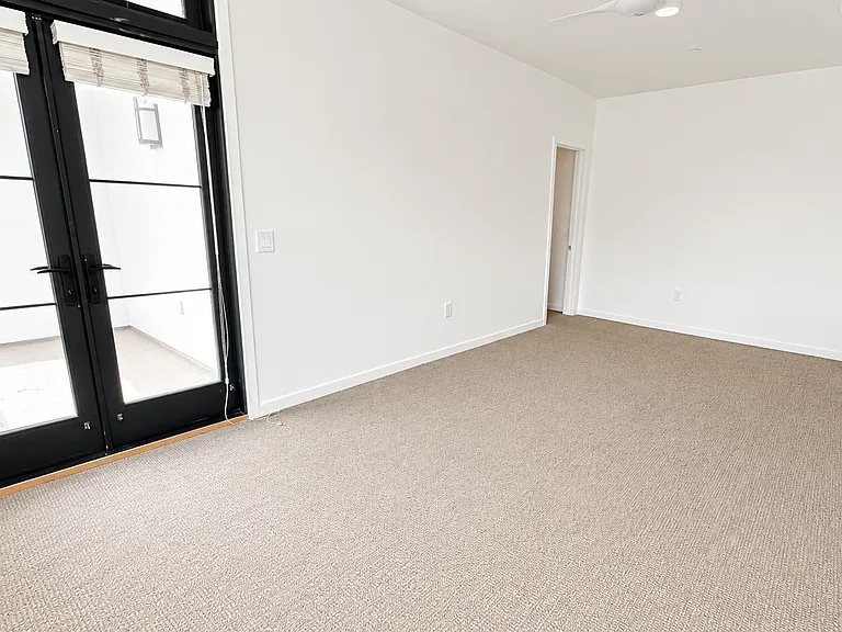 107 G St #209 — Photo 15