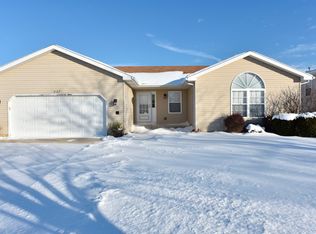 937 Washington Ave, Winthrop Harbor, IL