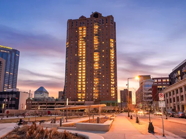 78 10th St E Unit 2702, Saint Paul, MN 55101