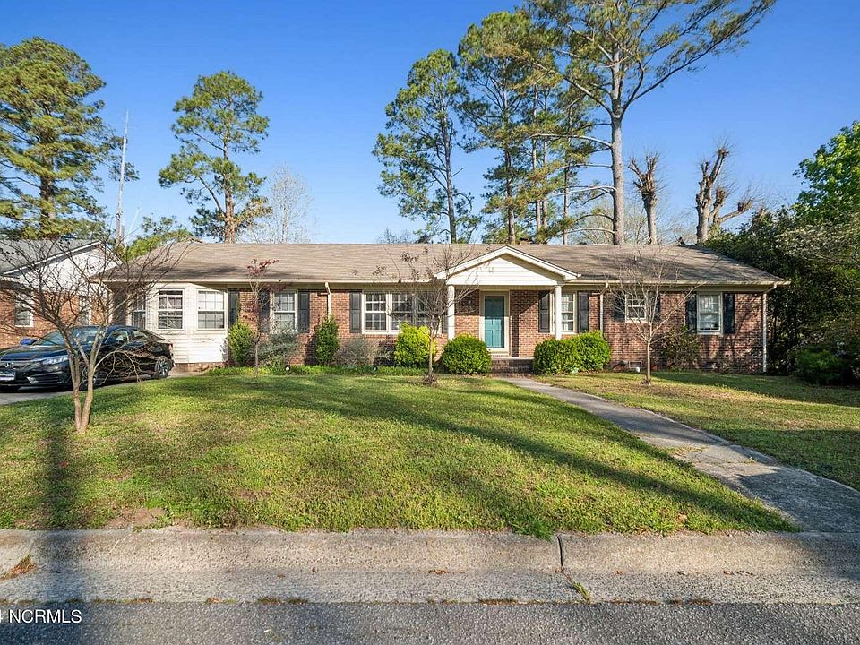 1st image of 102 College Court Drive