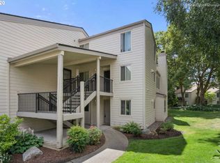 9913 SW Trapper Ter, Beaverton, OR 97008