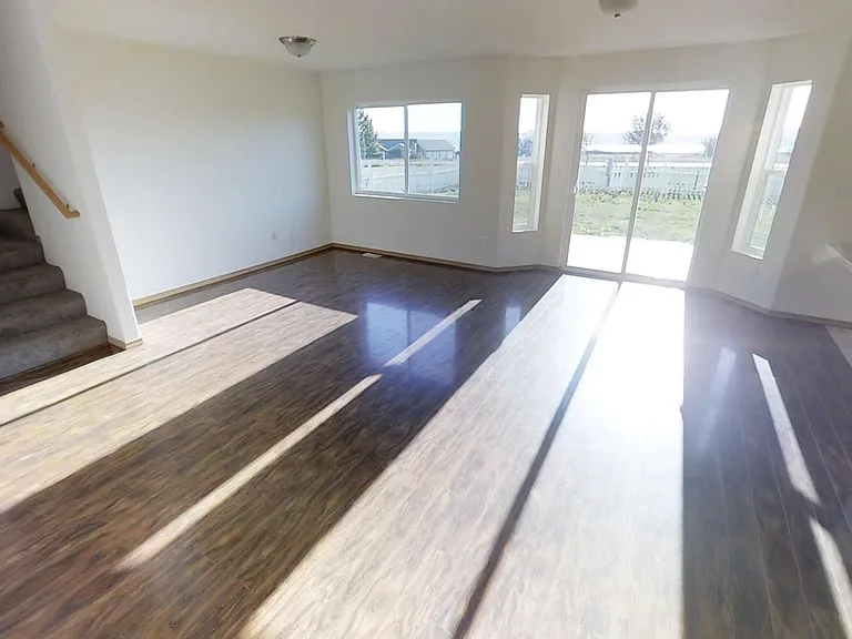 794 Holbrook Rd — Photo 9