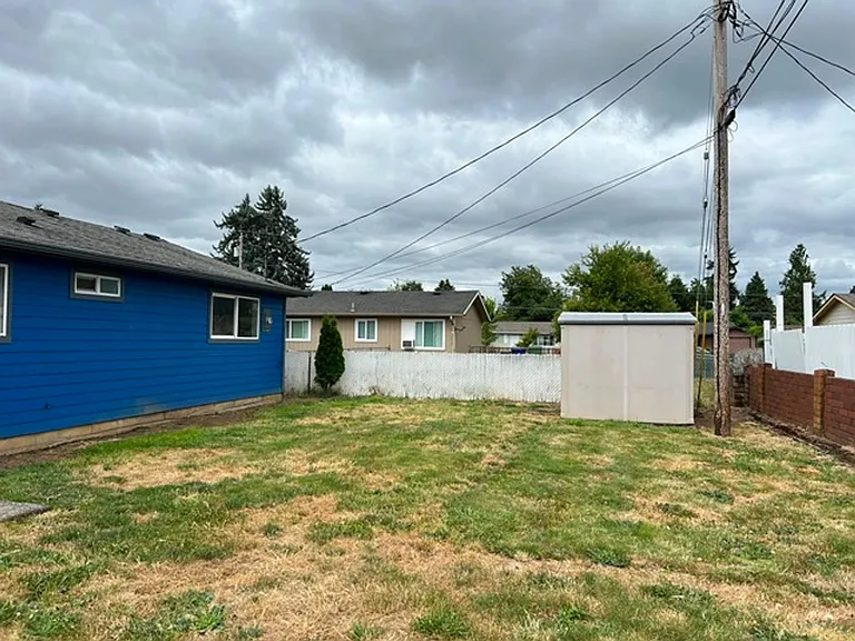 385 Dianne Ct — Photo 44