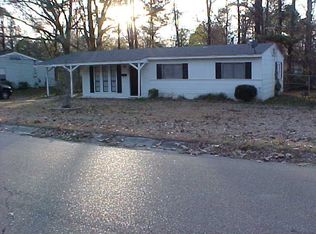 2905 Charleston Dr, Jackson, MS 39212