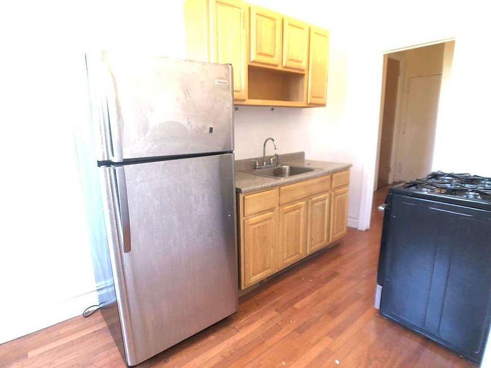 1st image of 184 Clarkson Ave APT 6H