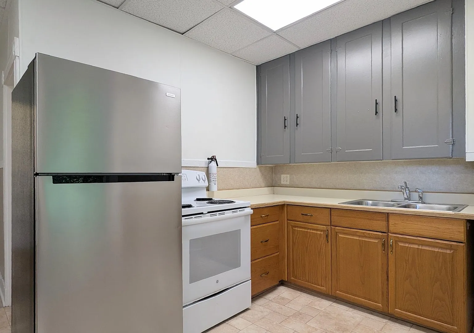 129 College Ave — Photo 1