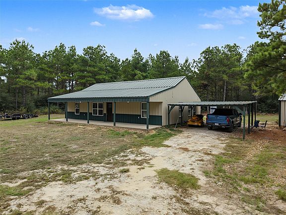 3rd image of 56 Lost Indian Camp Rd
