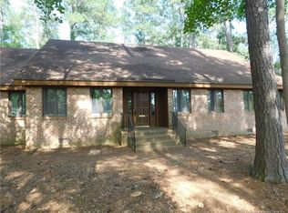 3002 Floyd St, Lumberton, NC 28358