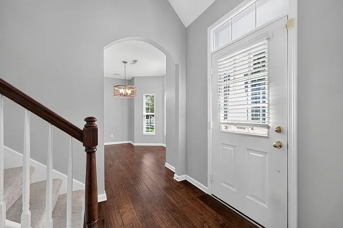 15552 Smithfield Dr — Photo 5
