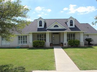 8500 Huber Rd, Seguin, TX 78155