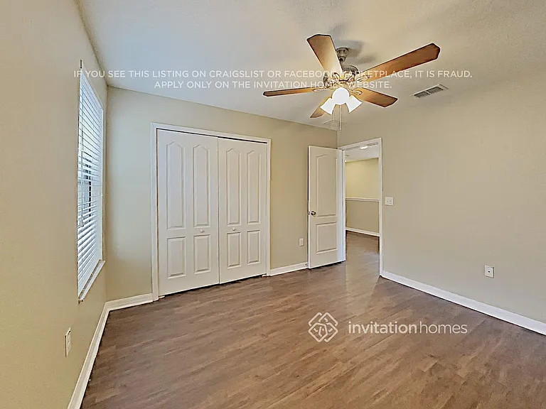 2729 Hampton Green Ln — Photo 19