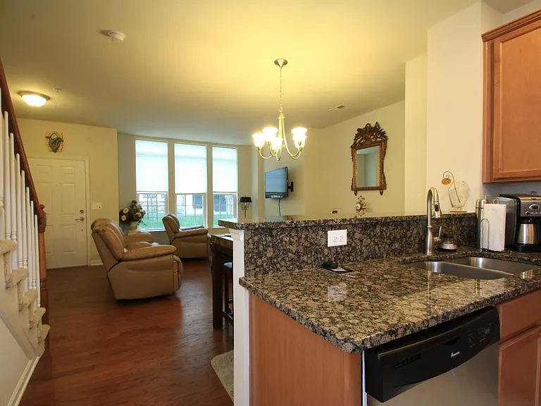 22 Clover Ln — Photo 6