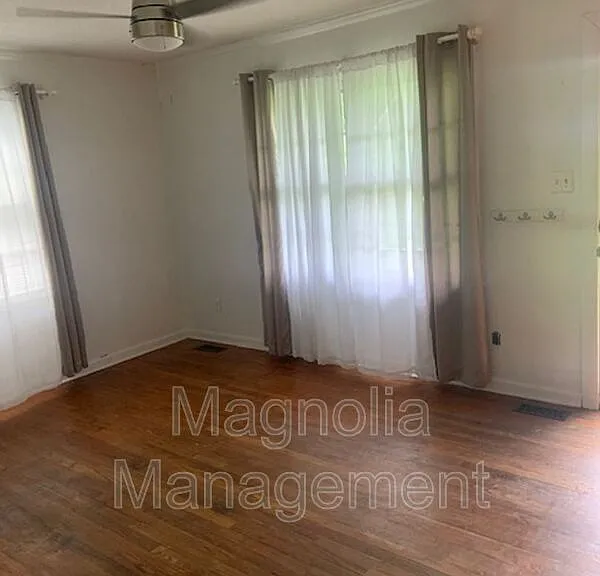 471 Shephard Rd — Photo 11
