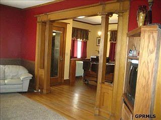 4th image of 4016 Izard St