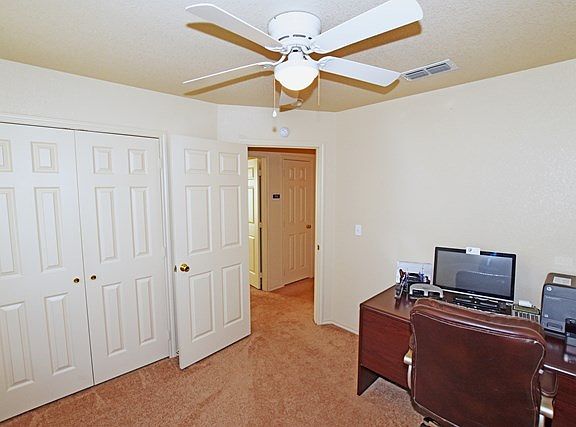 5th image of 914 Coronado Ave