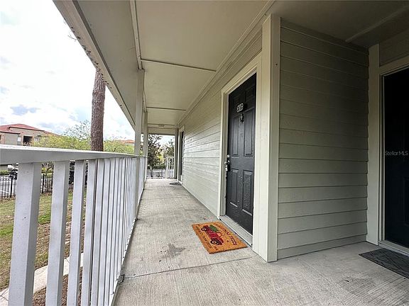 4th image of 6004 WESTGATE DRIVE #301