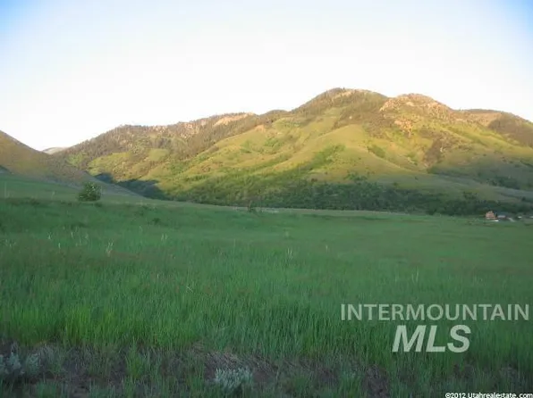 6455 N Country Estates Ln, Malad City, ID 83252