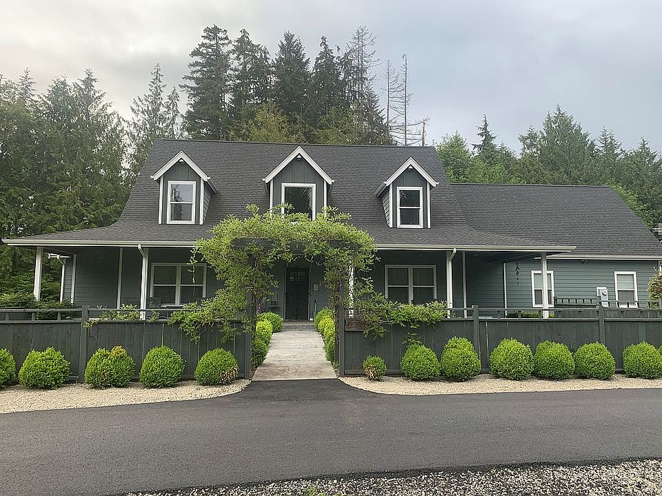 1st image of 22431 Spytree Pl NE