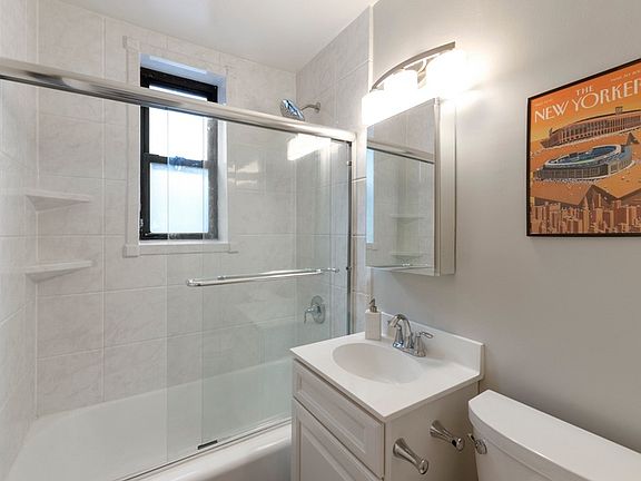 4th image of 229 E 28th St APT 2-G