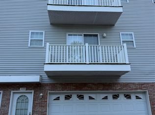 318 Cross Street #2, Westbury, NY 11590