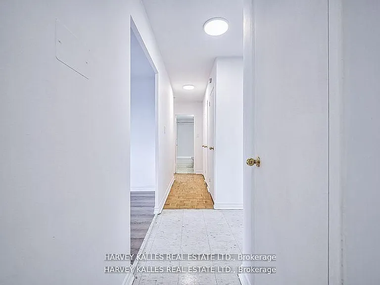 2000 Sheppard Ave W #306 — Photo 17