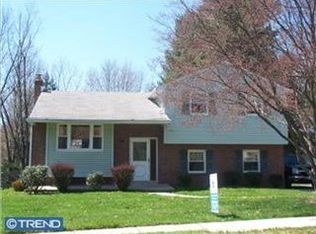 19 Rutgers Dr, Exton, PA 19341