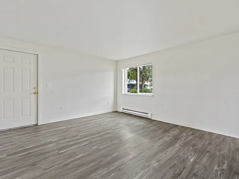 7521 10th Ave Ct E, Tacoma - A — Photo 5