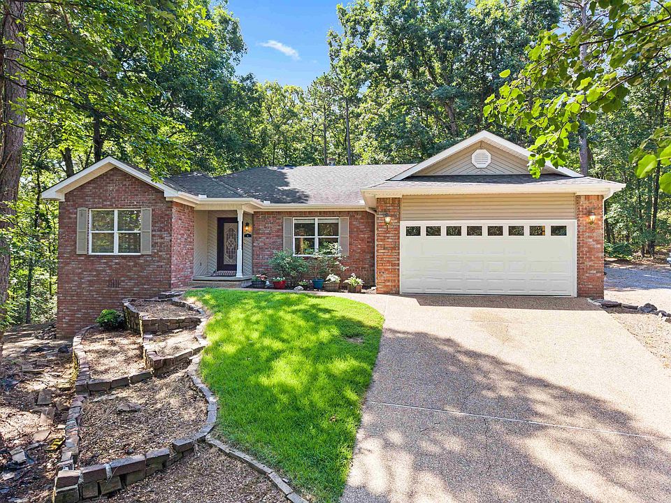 1st image of 6 Orcera Ln
