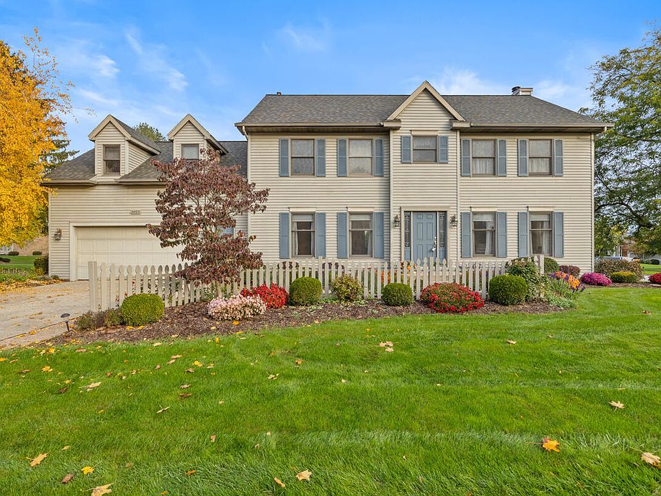 1st image of 3025 Country Ct