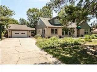 146 S Ridgewood Dr, Wichita, KS 67218