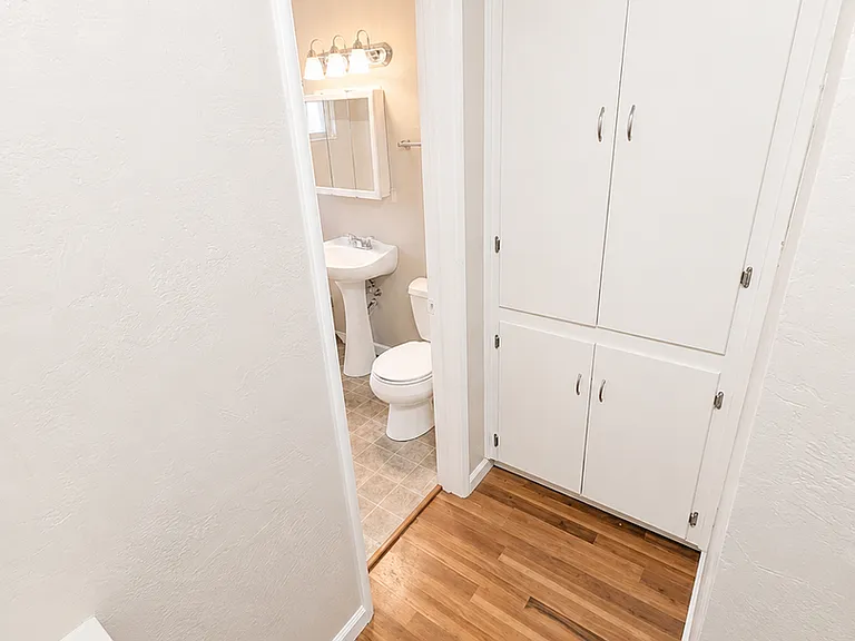 Phoenix Apartments — Photo 16