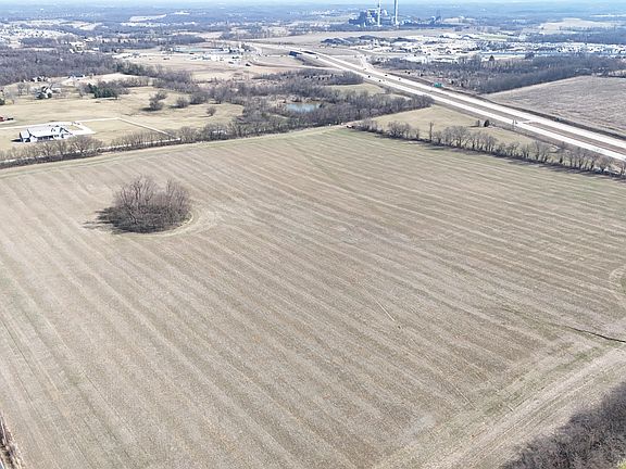5th image of 6140 W Farm Road 156
