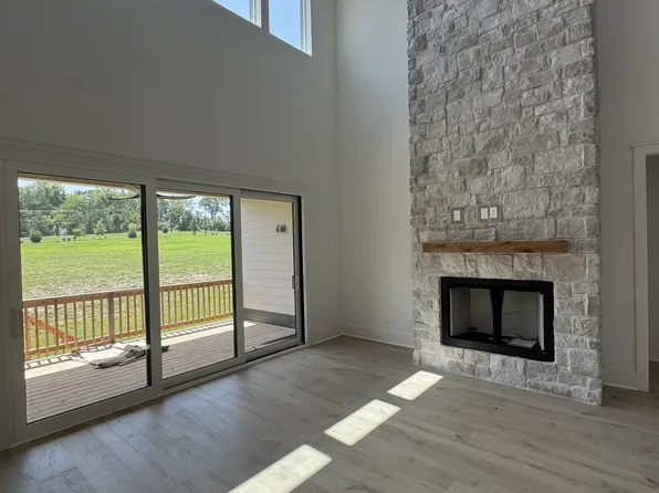 5068 Fairhaven Cir, Thompsons Station, TN 37179