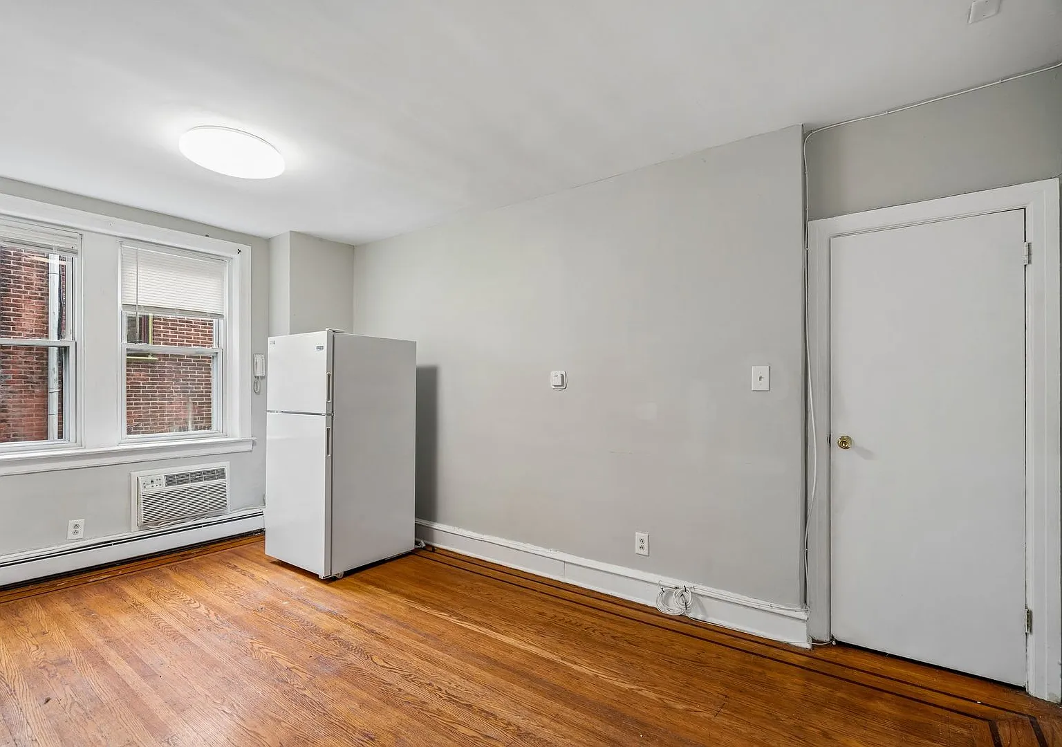 4537 Osage Avenue — Photo 4