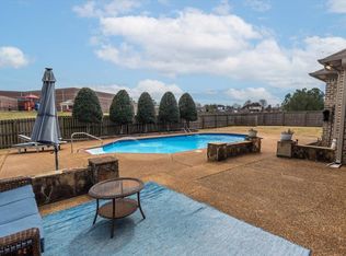 1196 Tuscumbia Rd, Collierville, TN 38017