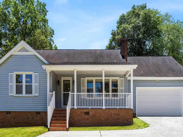 3447 Lake Shore Rd S, Denver, NC 28037