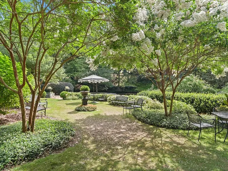 25312 Plantation Dr NE — Photo 35